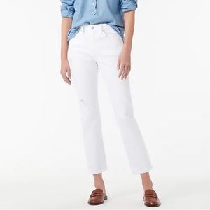 White slim broken in boyfriend jeans